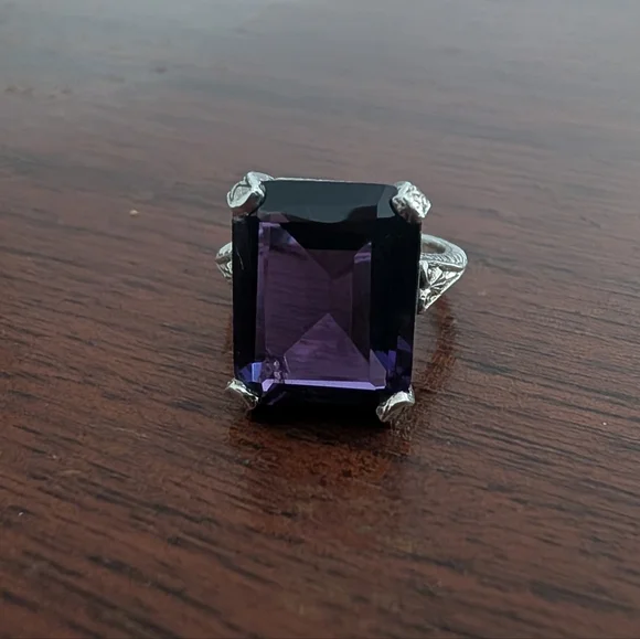 Vintage Sterling Silver Amethyst Ring Size 6 - Picture 2 of 5
